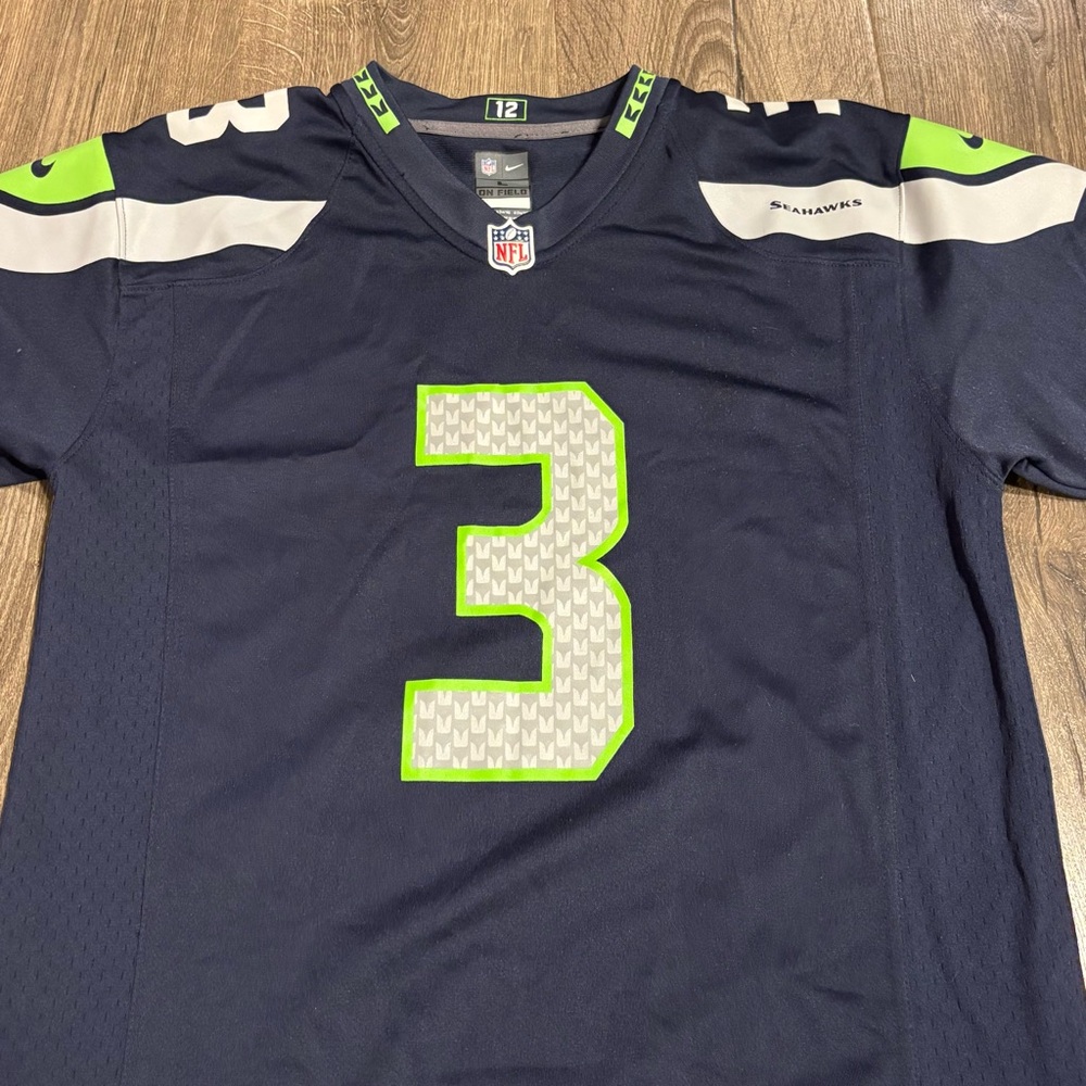 NFL Nike On Field Russell Wilson #3 Seattle Seahawks Youth Large Game Jersey - Picture 3 of 10